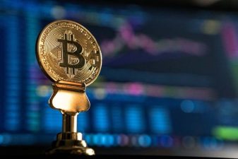 Bitcoin Gains 10%, Reaching 9-Month High