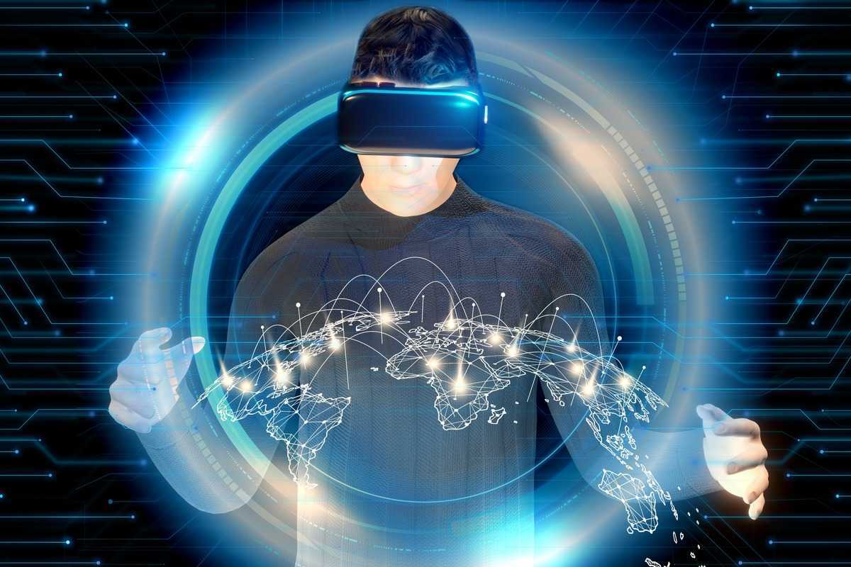 Democratizing VR Content with Blockchain - Bridging the Gap between Creators and Users