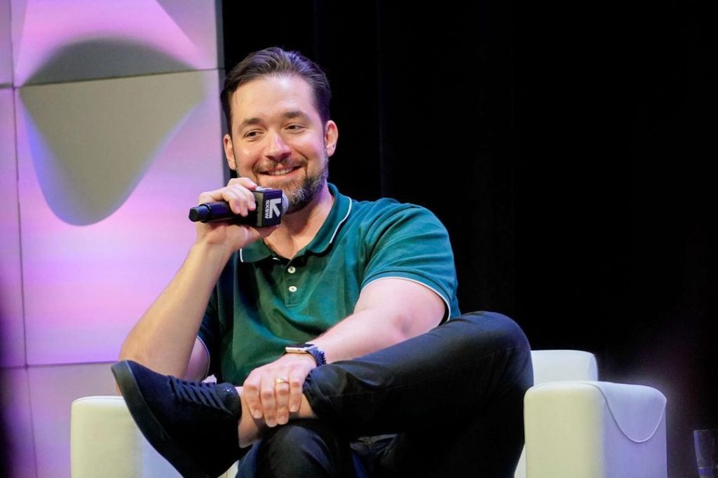 Reddit's Alexis Ohanian Supports Play-to-Earn Gaming Model