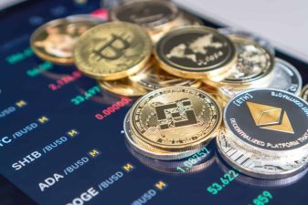 5 Important Considerations for Cryptocurrency Businesses When Dealing with AML Regulations