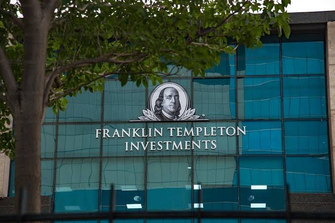 Franklin Templeton Enters Bitcoin ETF Race with Cboe Listing Plan