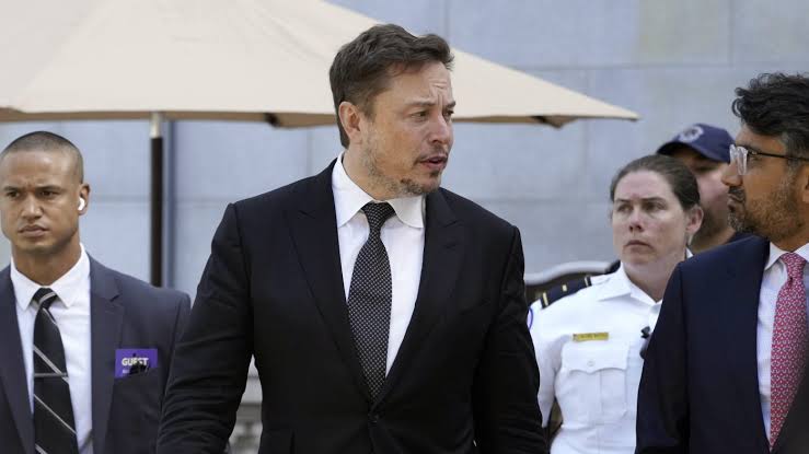 Elon Musk Calls for SEC Overhaul Amid Legal Battle