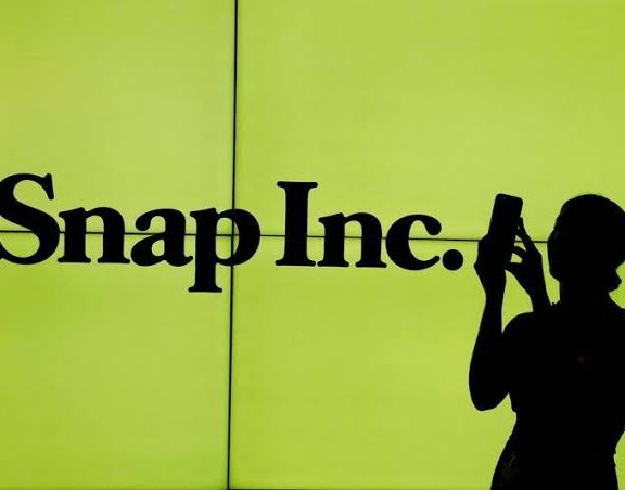 UK Regulator Warns Snapchat's My AI Over Privacy Risk