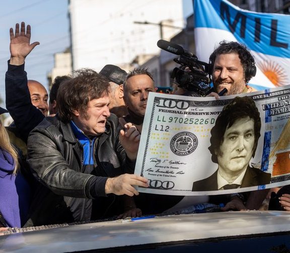 Bitcoin Advocate Javier Milei Wins Argentina's Presidential Run-off