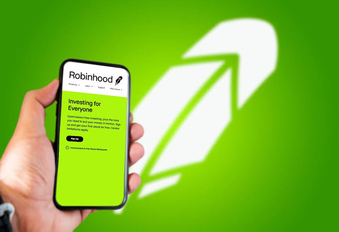 Robinhood Investors Face Setback: Class Certification Denied