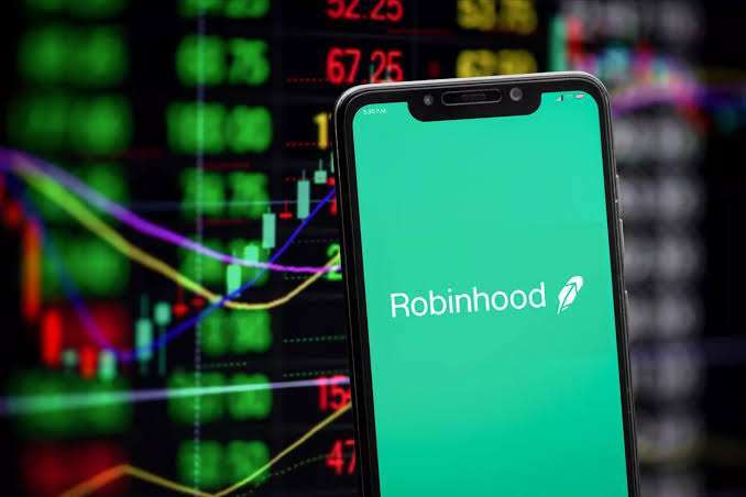 Robinhood Announces Layoffs Amid Market Challenges