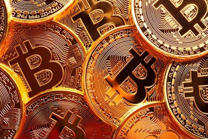 Bitcoin’s 15th Anniversary: Price Tumble Amidst ETF Uncertainty