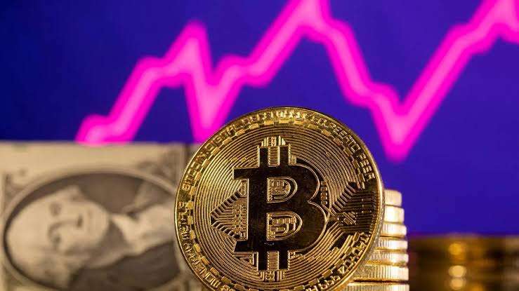 Bitcoin hits $60,000 after 3.7% daily rise