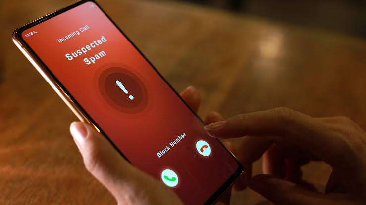 FCC Targets AI Voice Calls in Robocall Crackdown