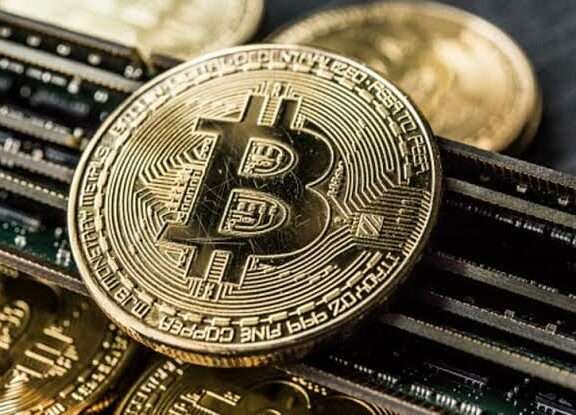 Bitcoin Recommended Amid US Treasury 'Looting