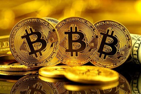 Bitcoin Repeats 2016 History Amid $350K Price Forecast